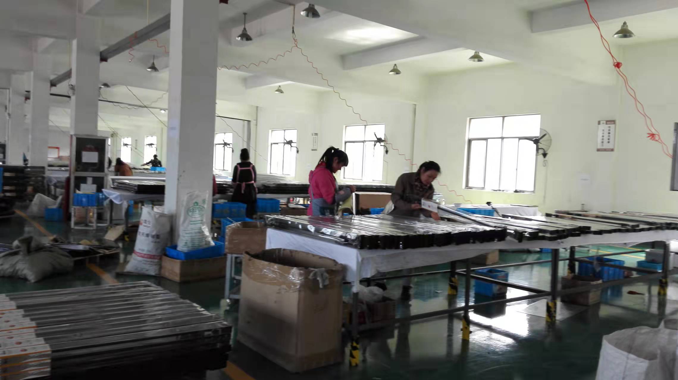 Xiamen Wukesongsong Trading Co., Ltd. – electric curtains 3