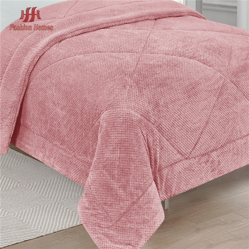 Flannel Quilted with Diamond Check Pattern Comforter