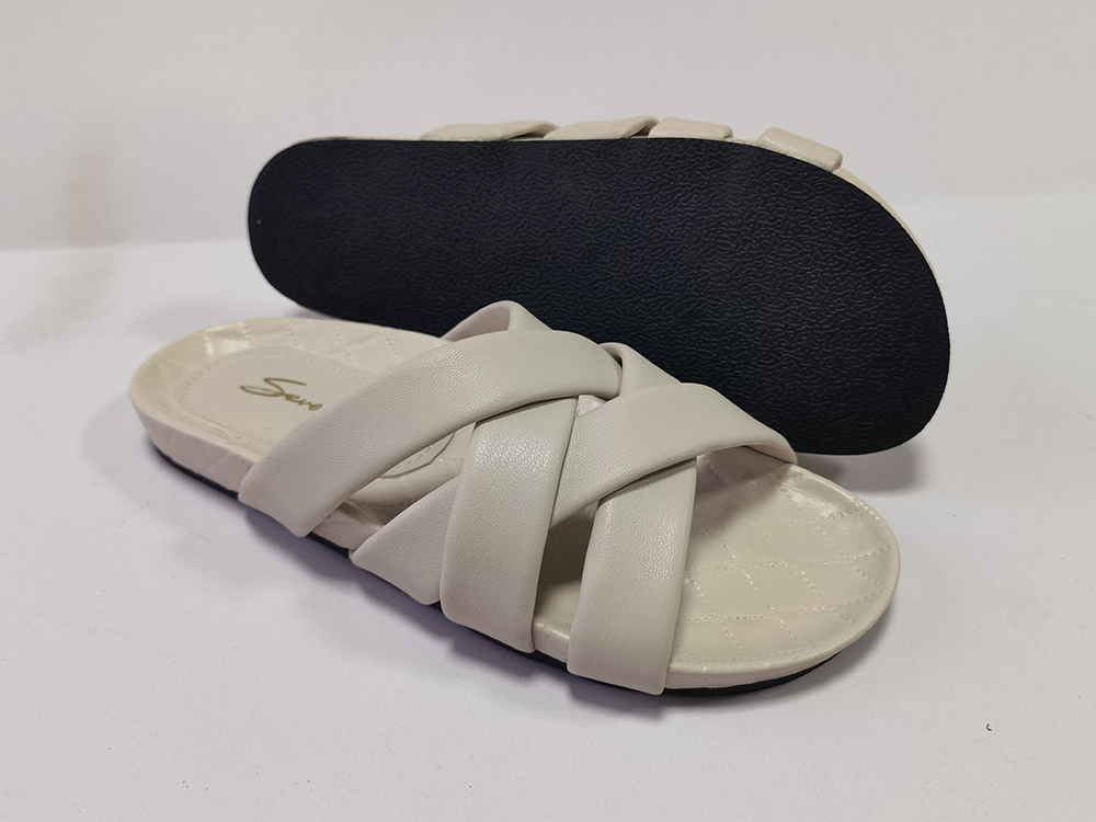 Ladies summer casual slippers