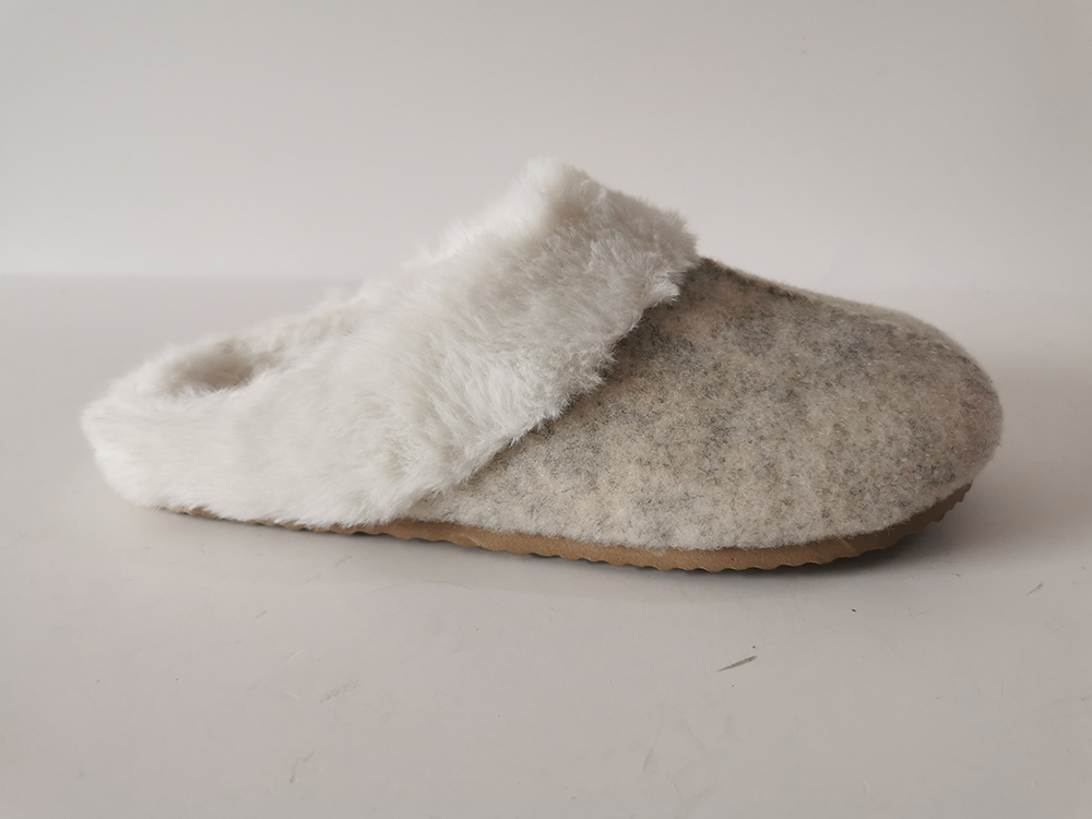 winter indoor fur mop