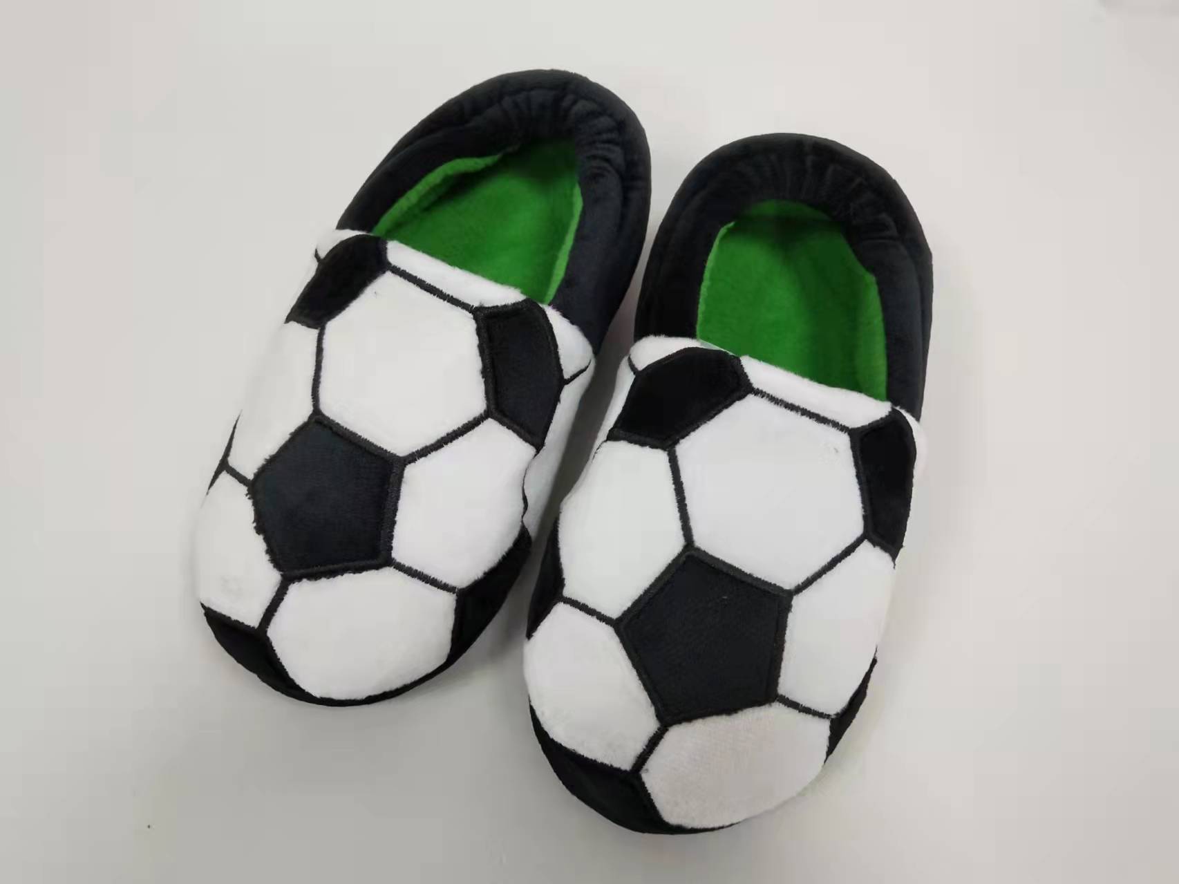 Children's short plush shoes