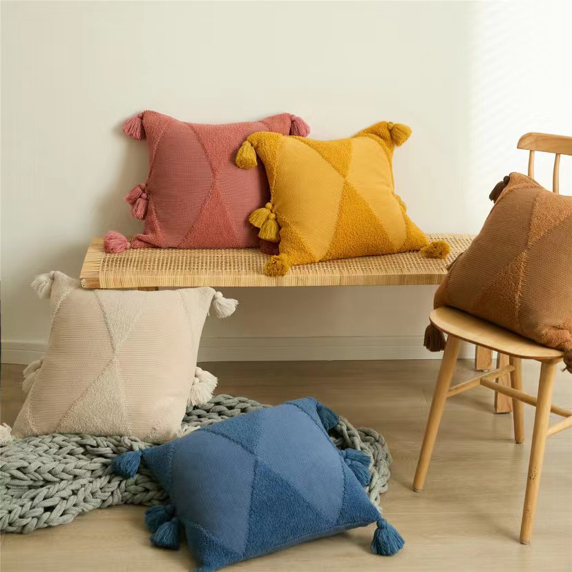 Hold pillow case