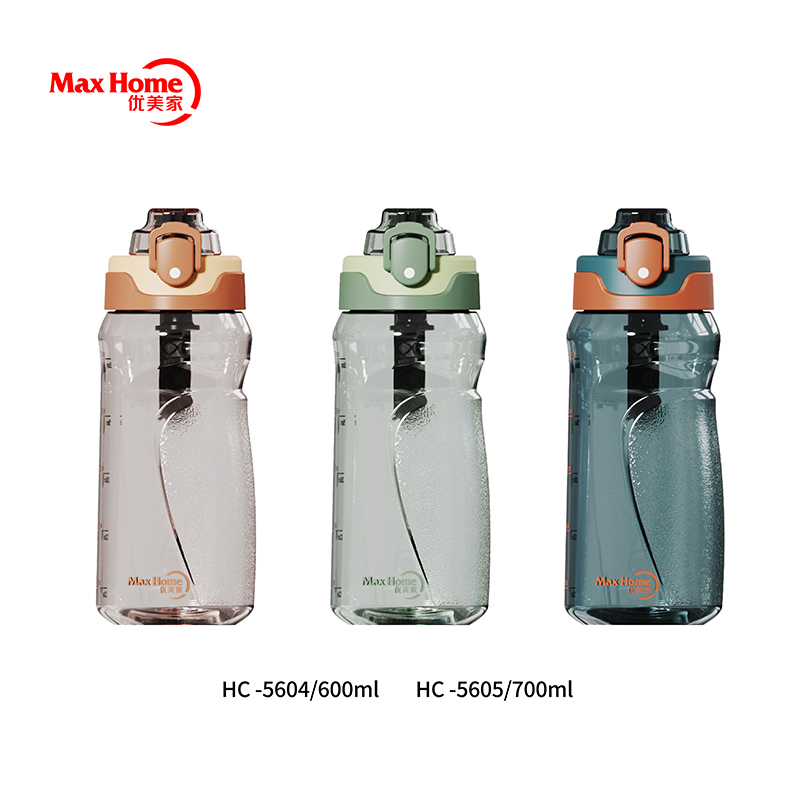 Drinking bottle with straw 600/700ml