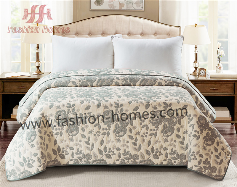 Fashional Floral Yarn-dyed Jacquard Quilted Bedding sets