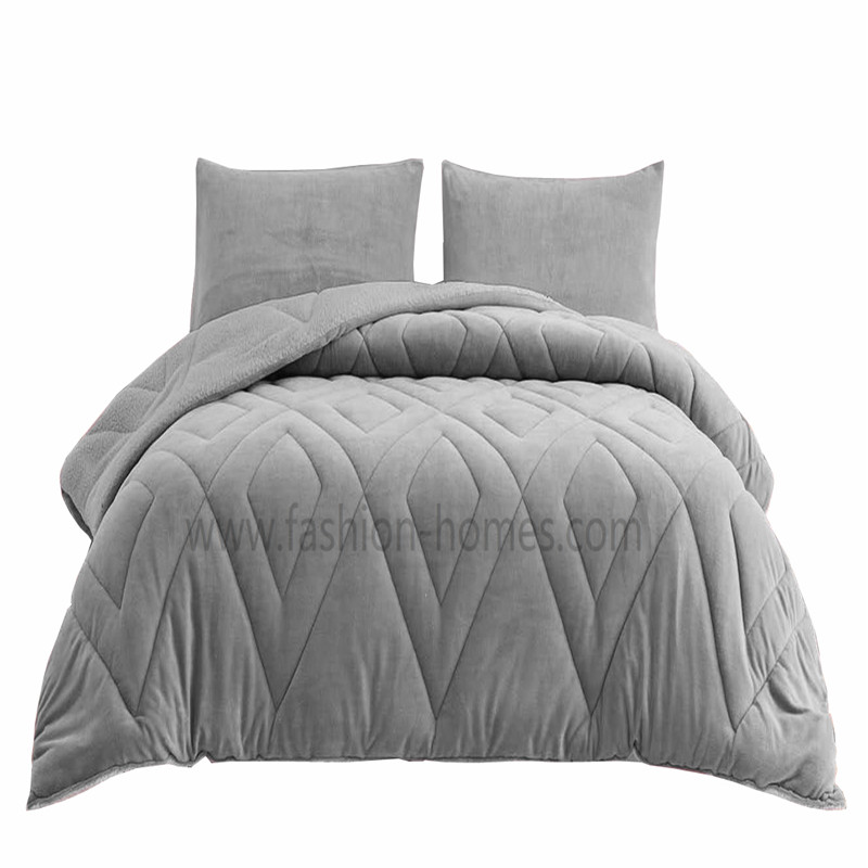 3 Pieces Geometric Pattern Dutch Velvet Comforter