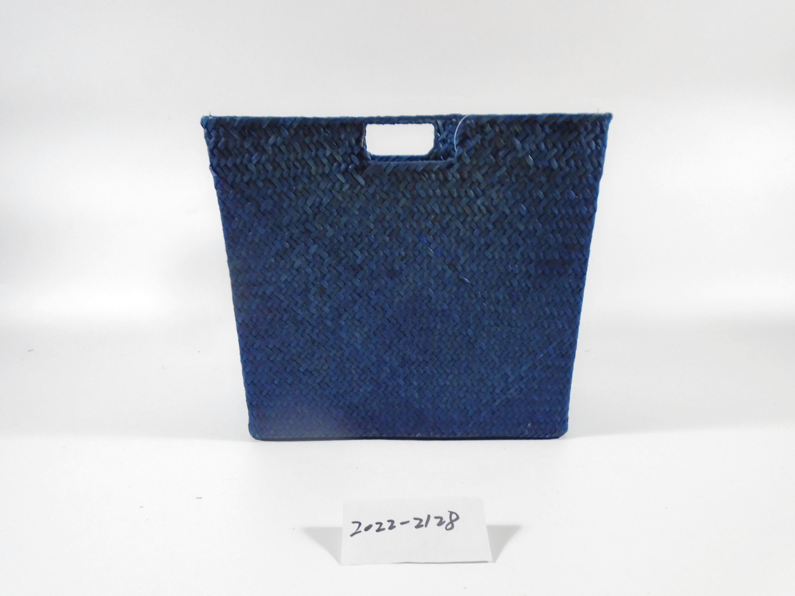 Seagrass basket
