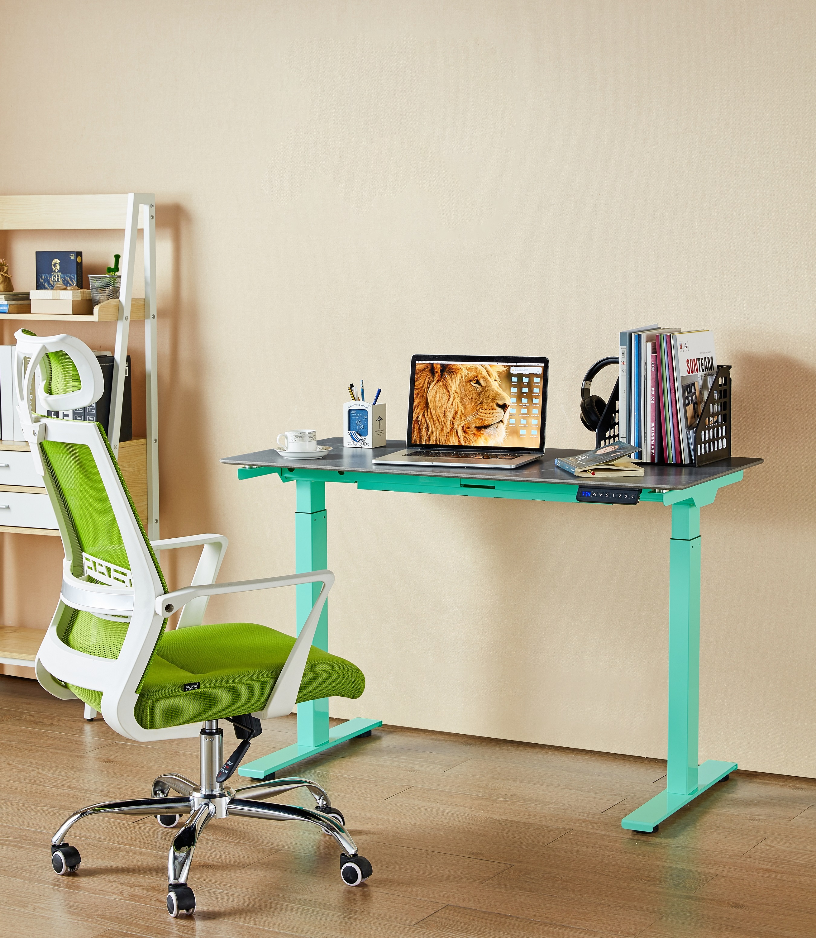 Electric lifting table/desk