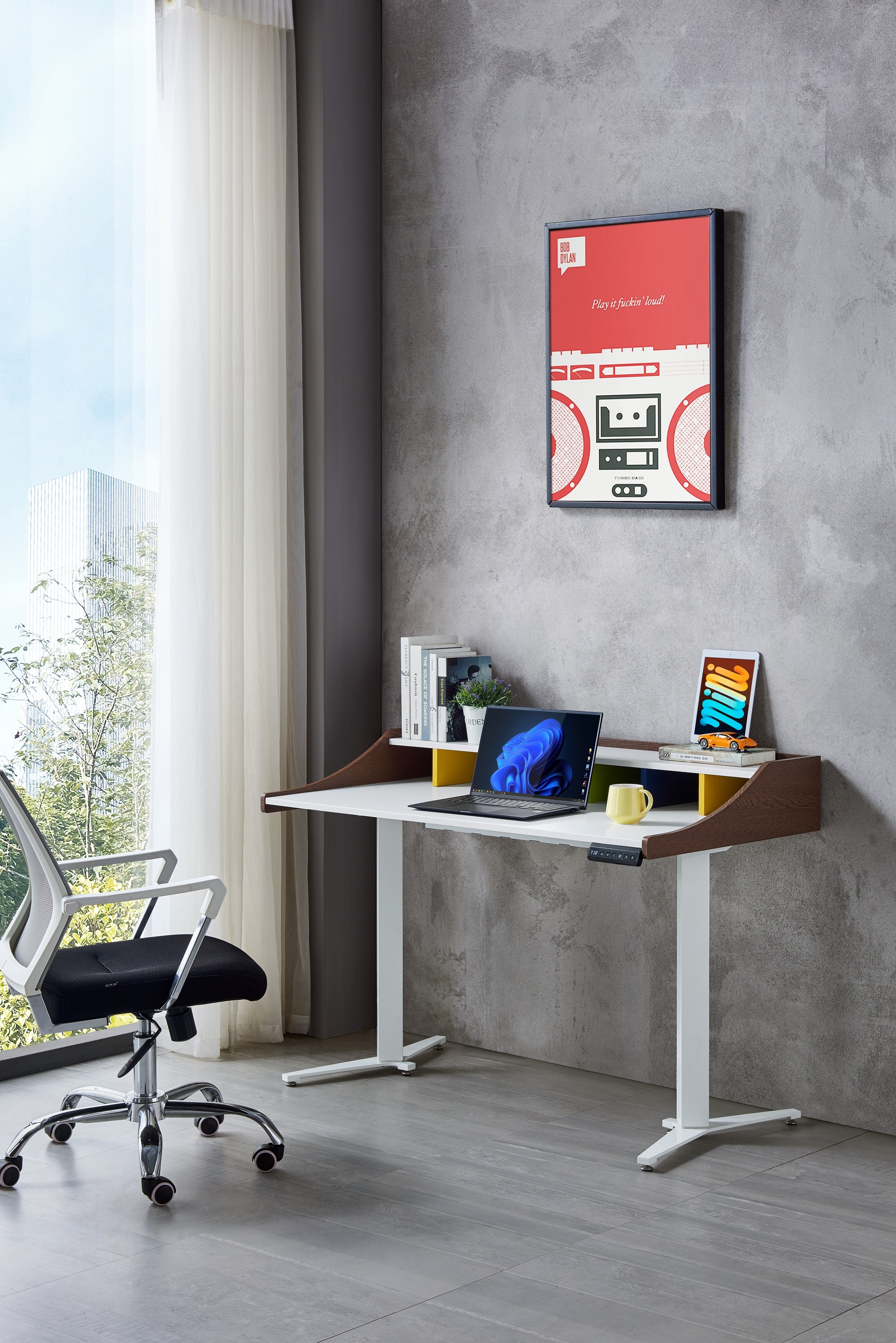 Electric lifting table/desk