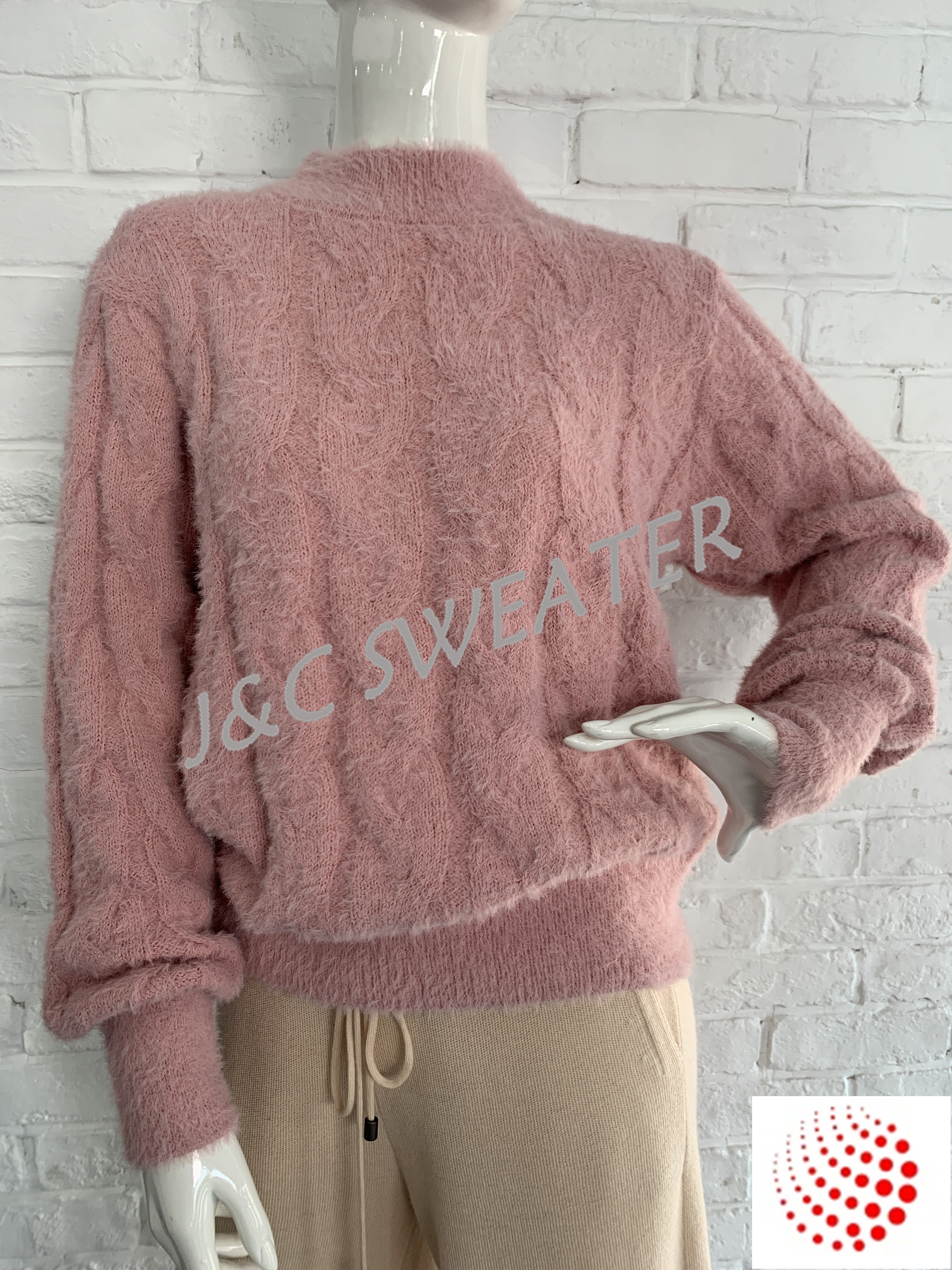 5G Ladies' R neck long sleeve sweater with cables