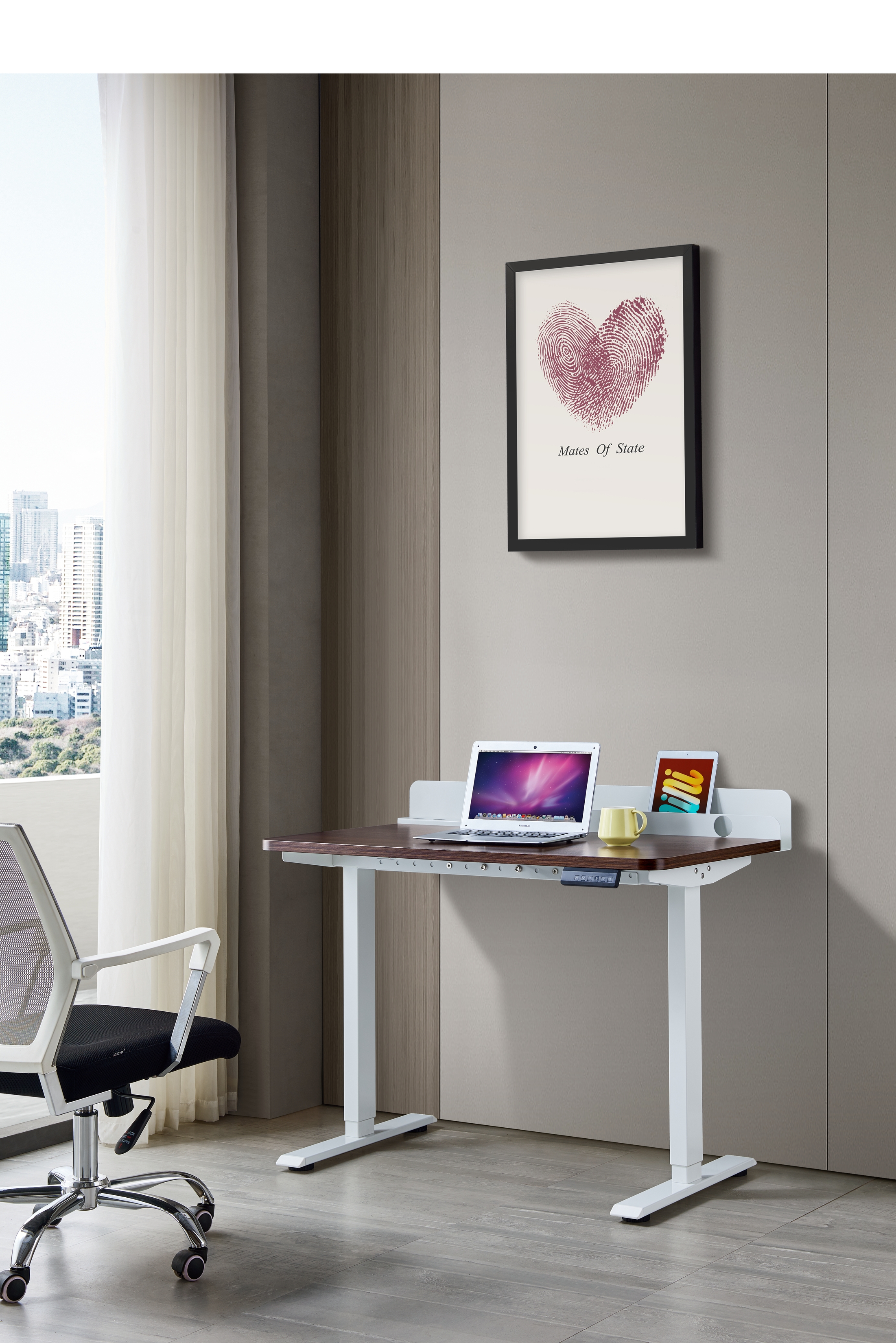 Electric lifting table/desk