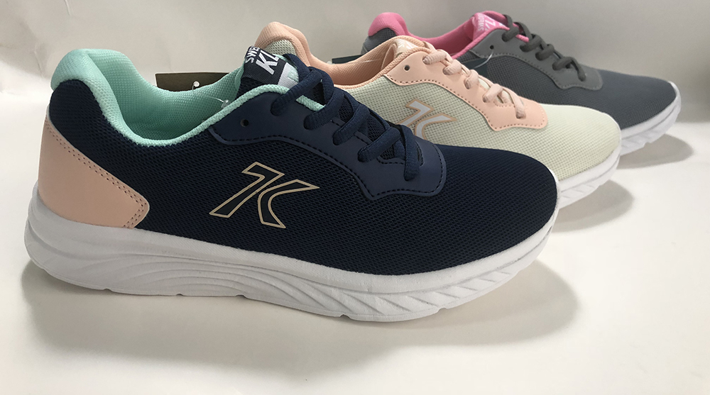 Casual shoes