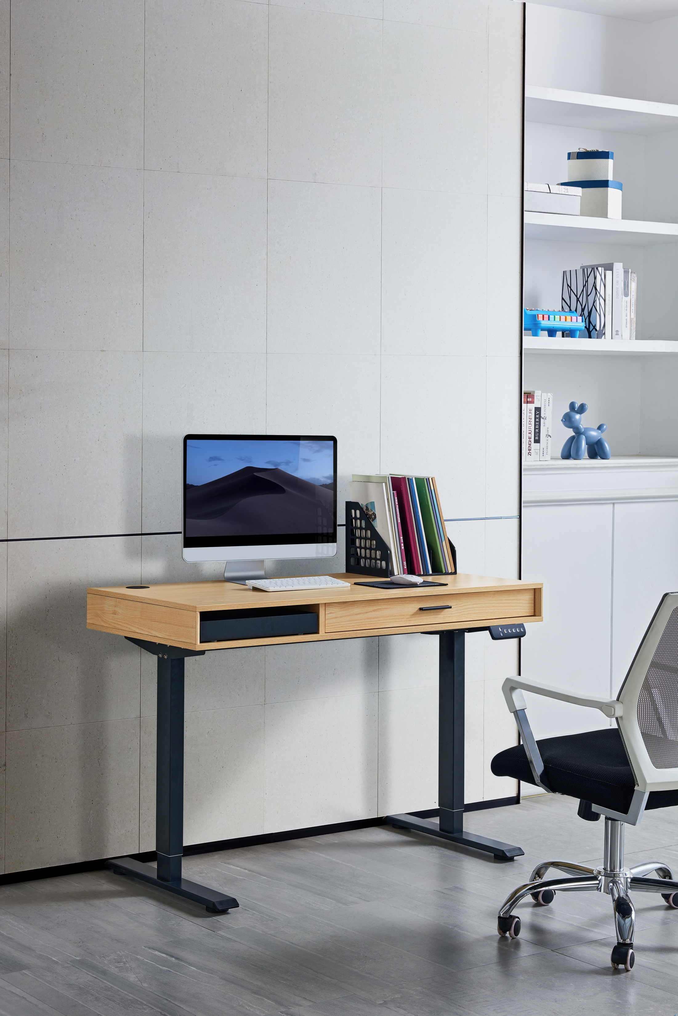 Electric lifting table/desk