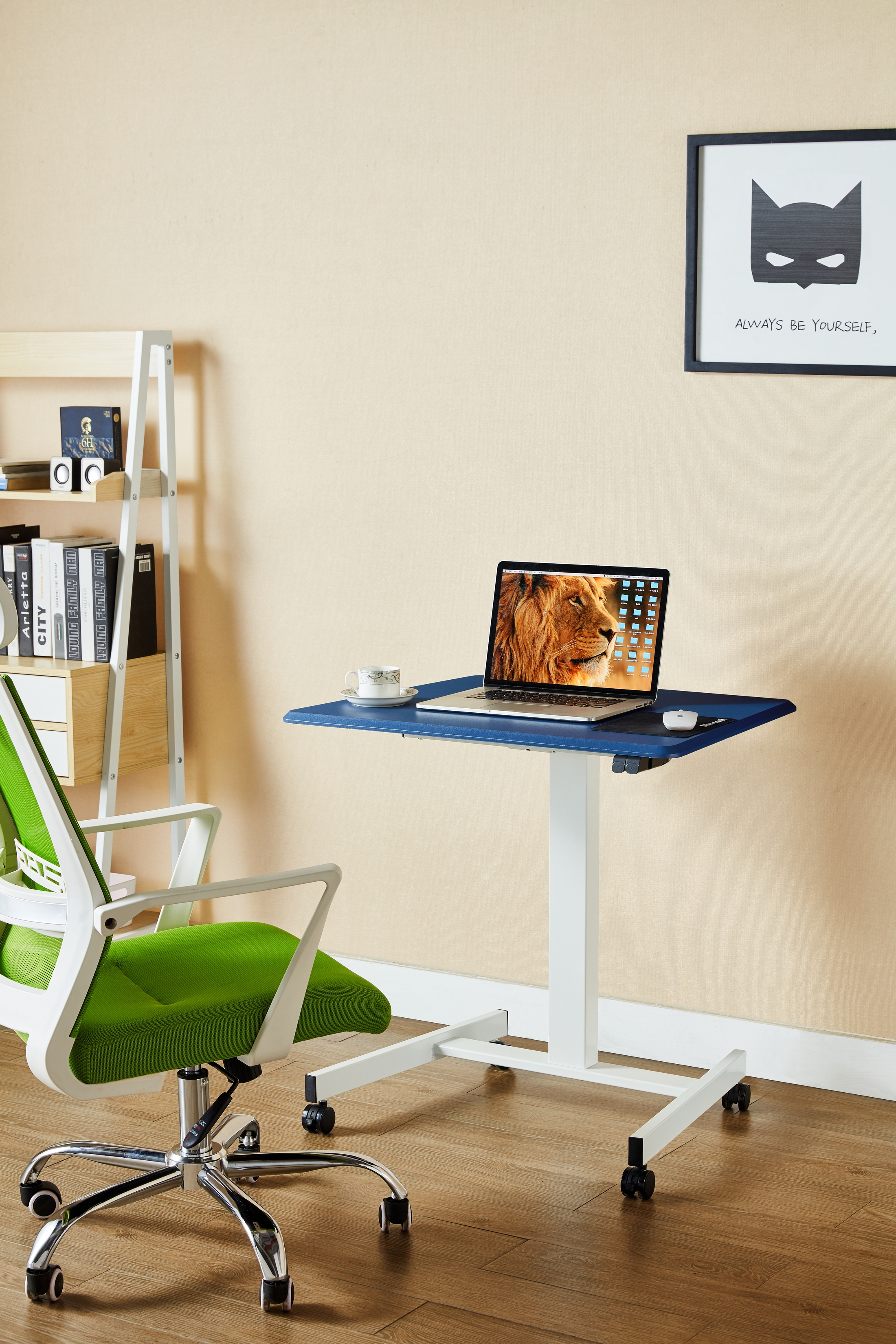 Electric lifting table/desk
