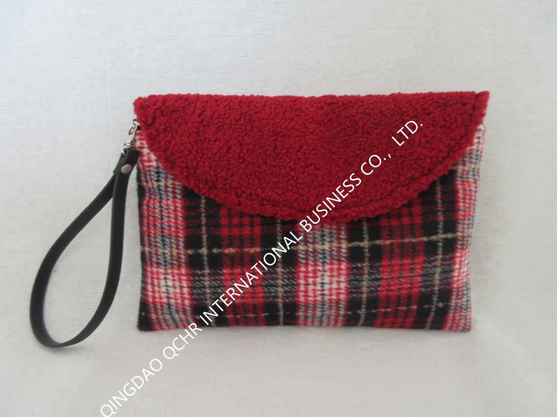 Cosmetic bag