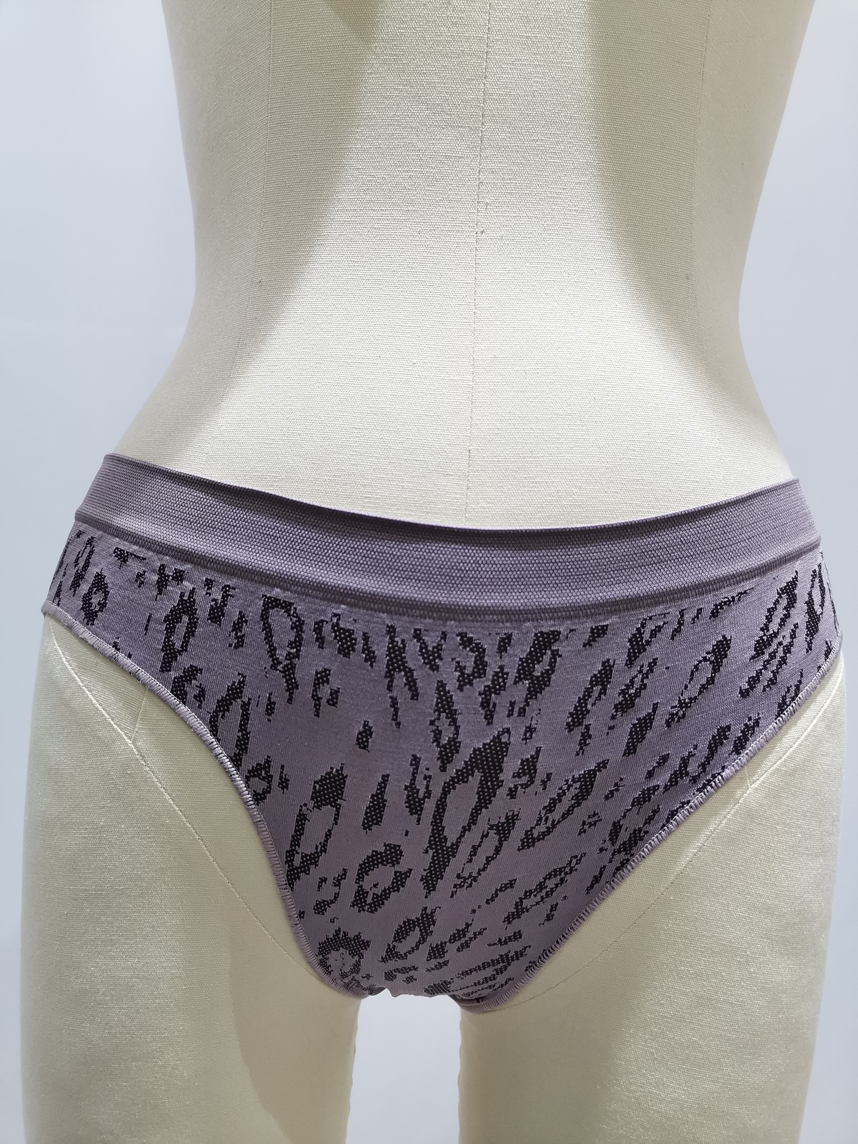 Seamfree underwear