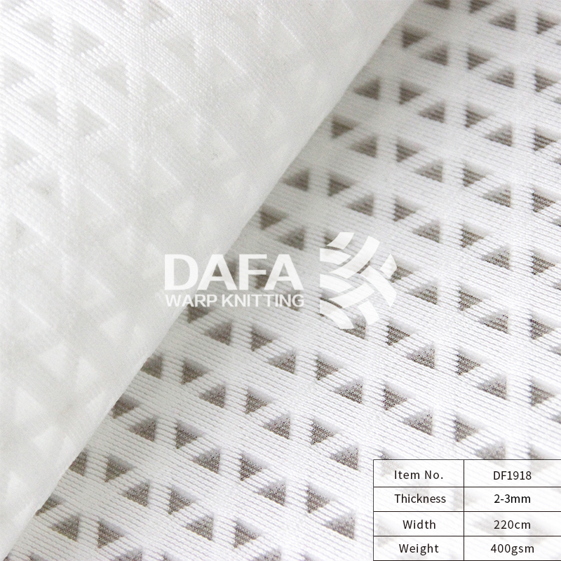 Mesh warp knitted 3D spacer fabric breathable skin friendly mesh
