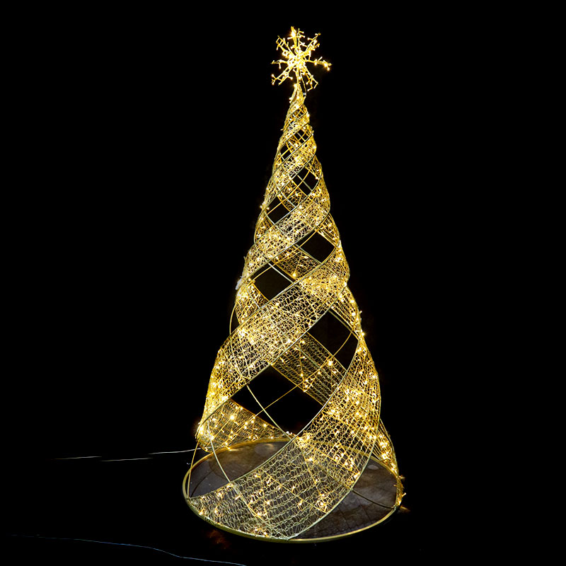Height: 6.5M cone tree