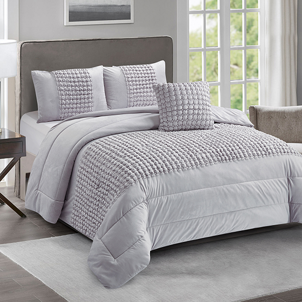 Elastic embroidered crystal velvet comforter