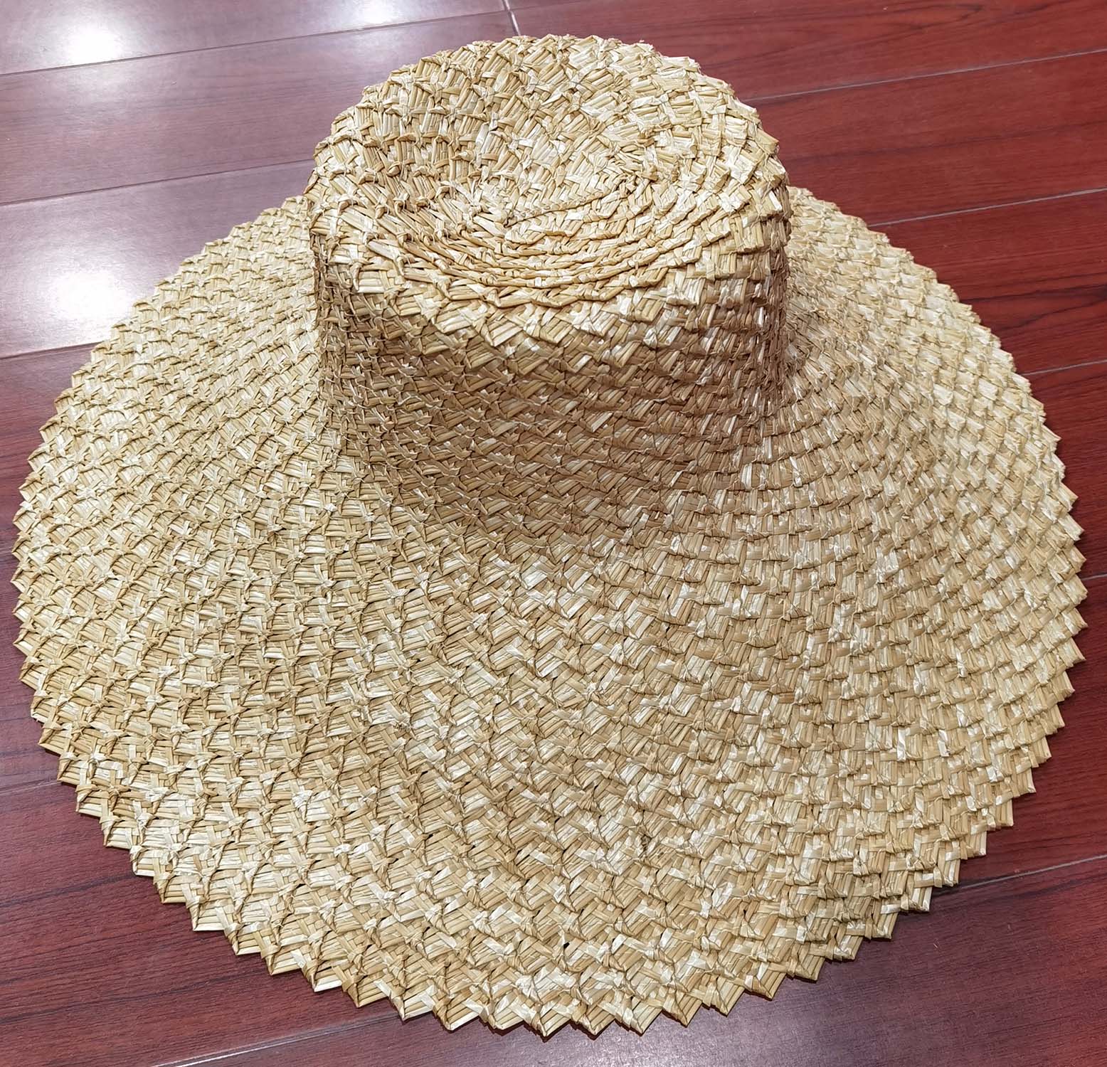 0New women's hat，sun hat,straw hat，beach hatconcise fashion,British style
