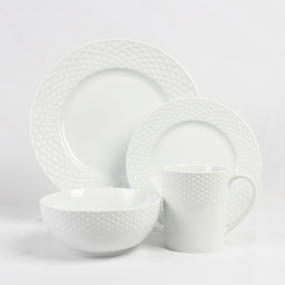 16 Pcs Dot Dinner Set