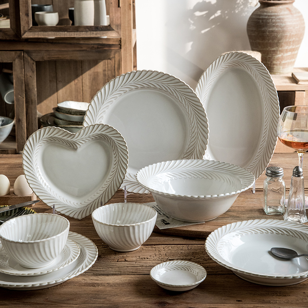 2022 New table crockery design porcelain embossed white dinner set
