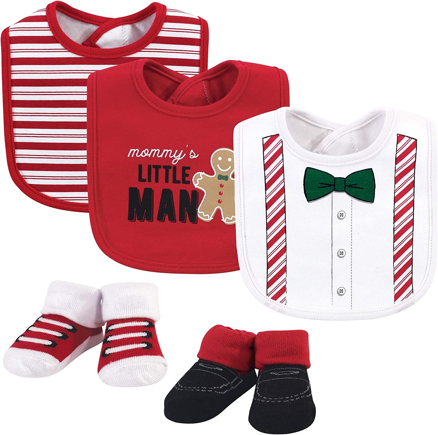 Neutral baby cotton bib and sock set