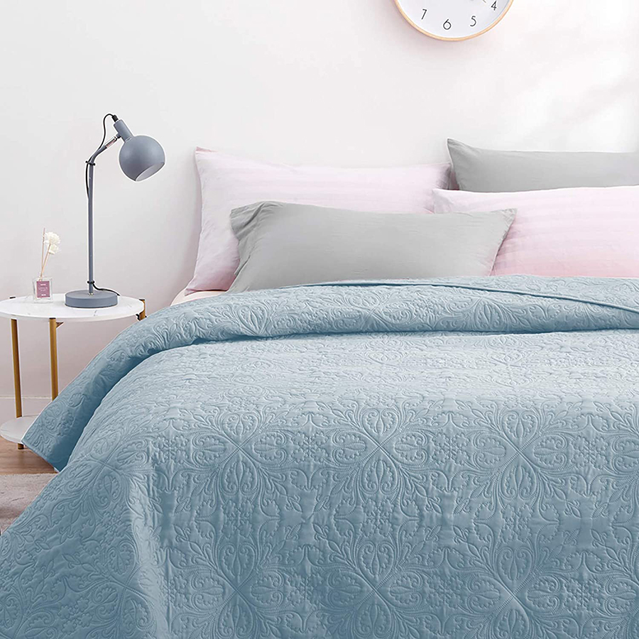 Pinsonic quilt set