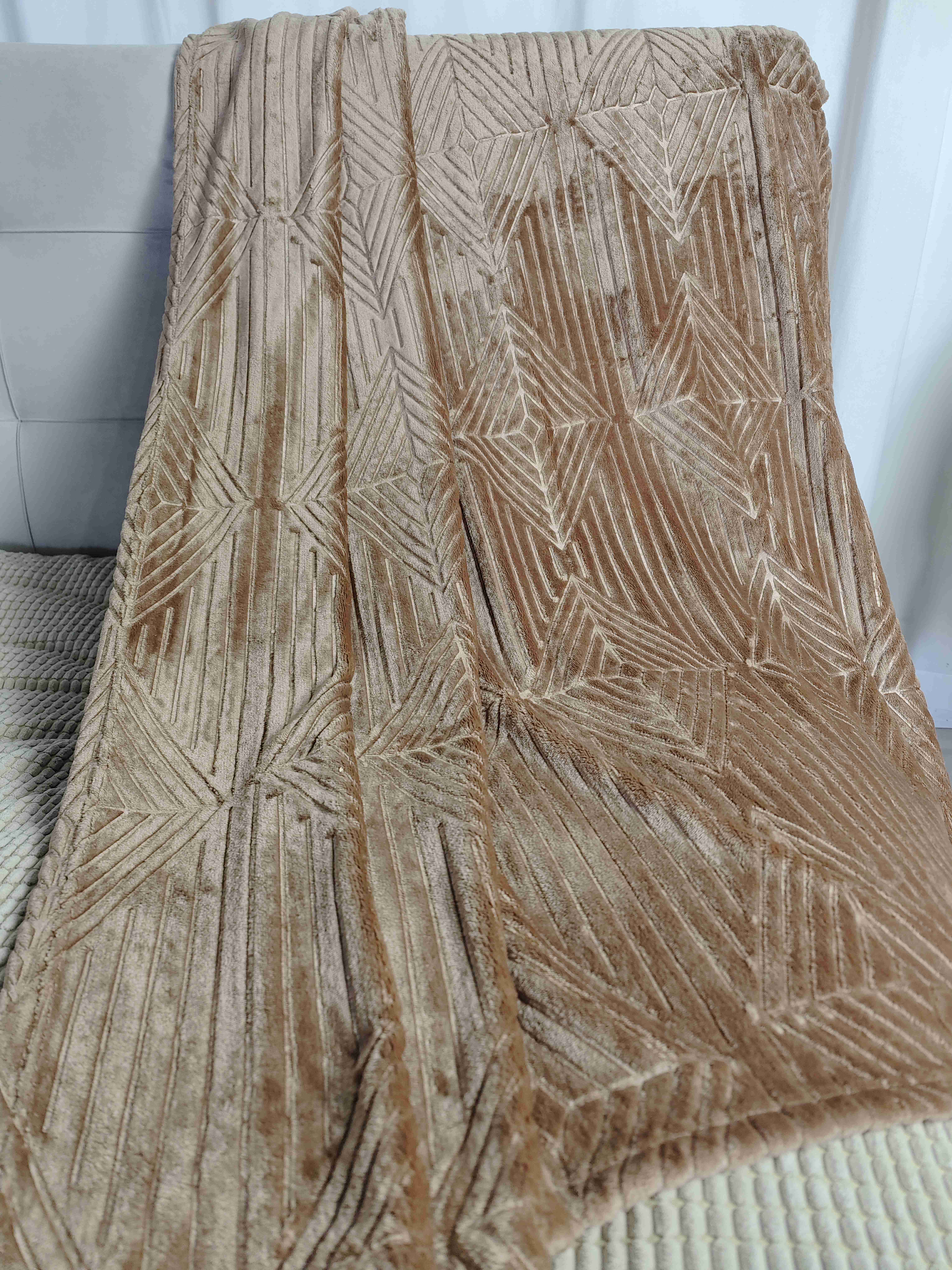 Flannei fieece throw blanket