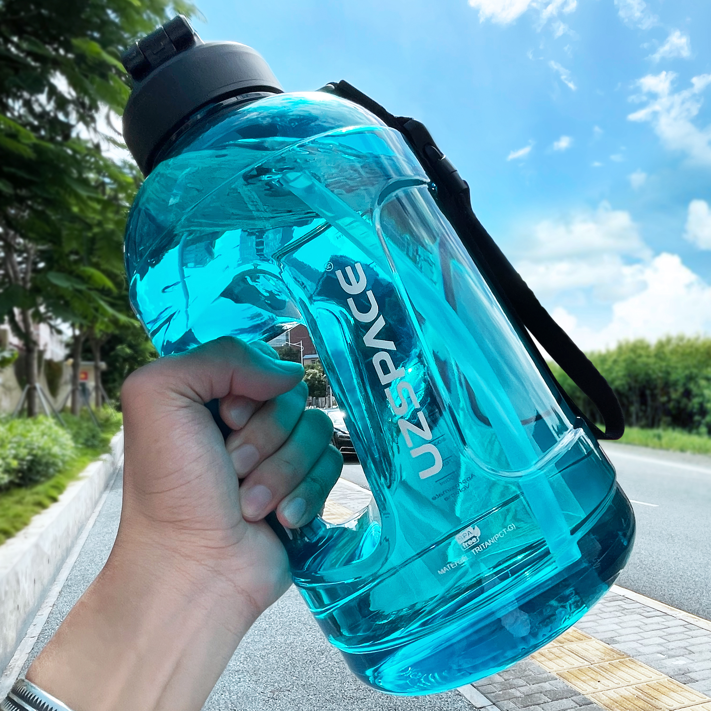 UZSPACE 2.3L Gym jug Water Bottles bpa free motivational Gallon water bottle With Straw for sports