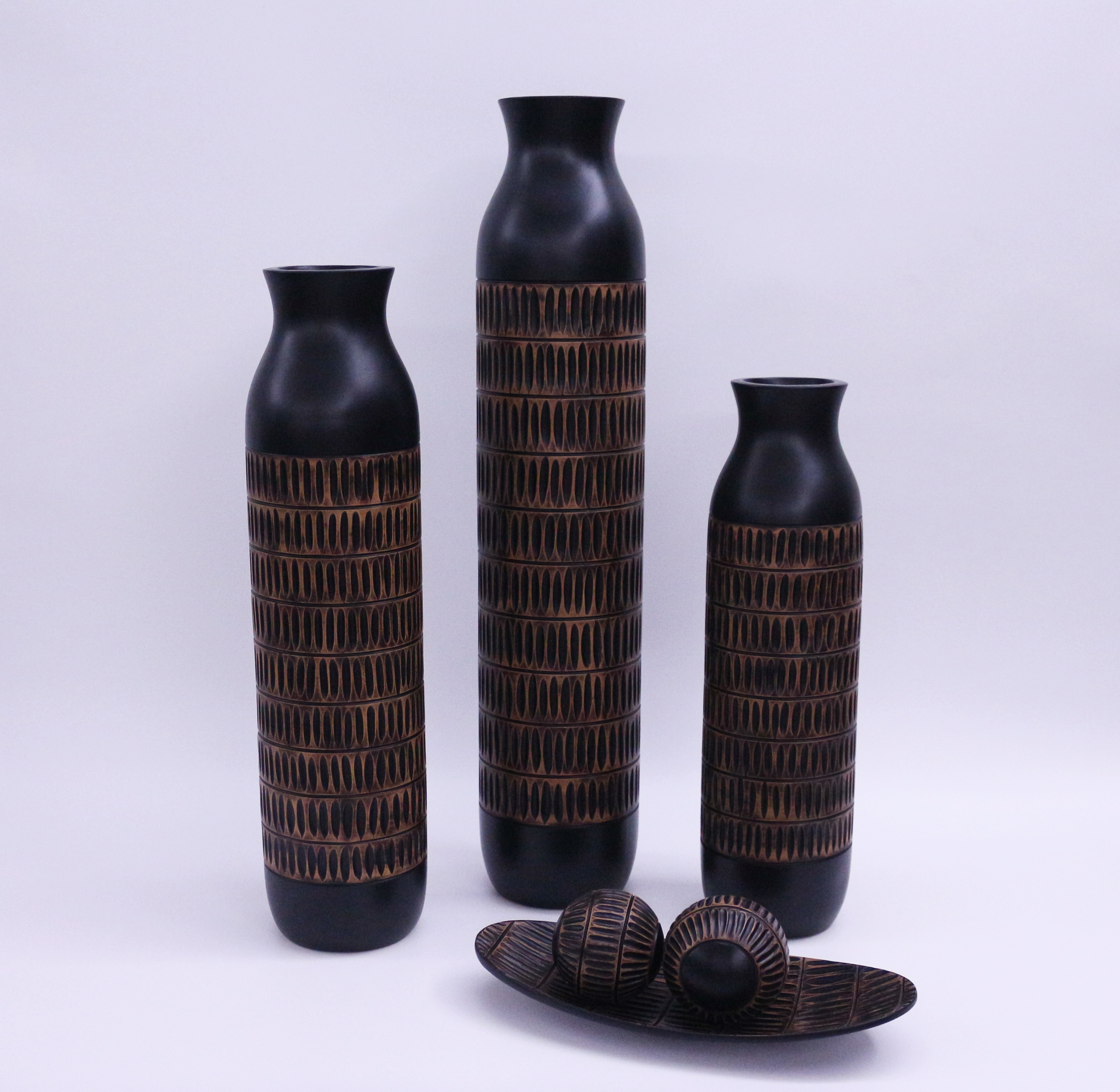 Polyresin vase