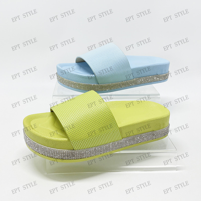 Lady PVC Slide