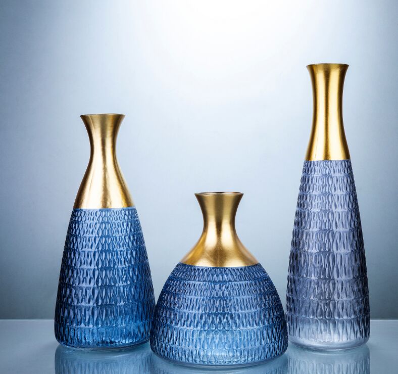 Glass vase