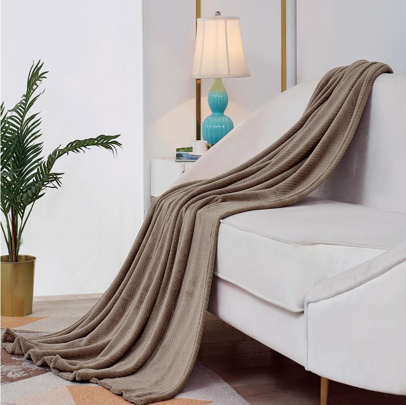 Jacquard flannel blanket