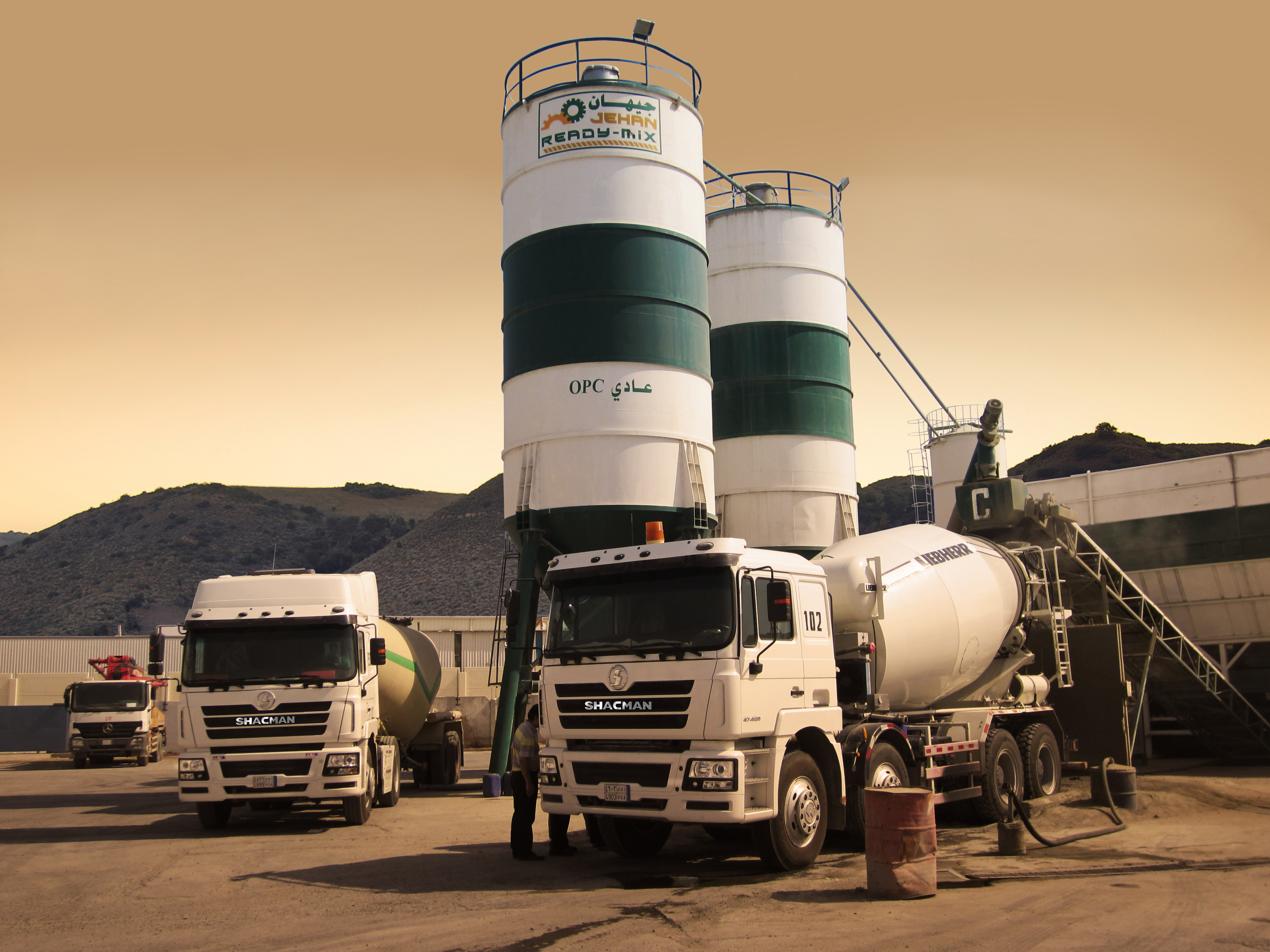 F3000 Cement Mixer Truck