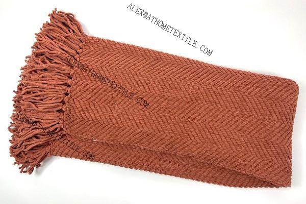 100% polyester throw with fringes WX211102