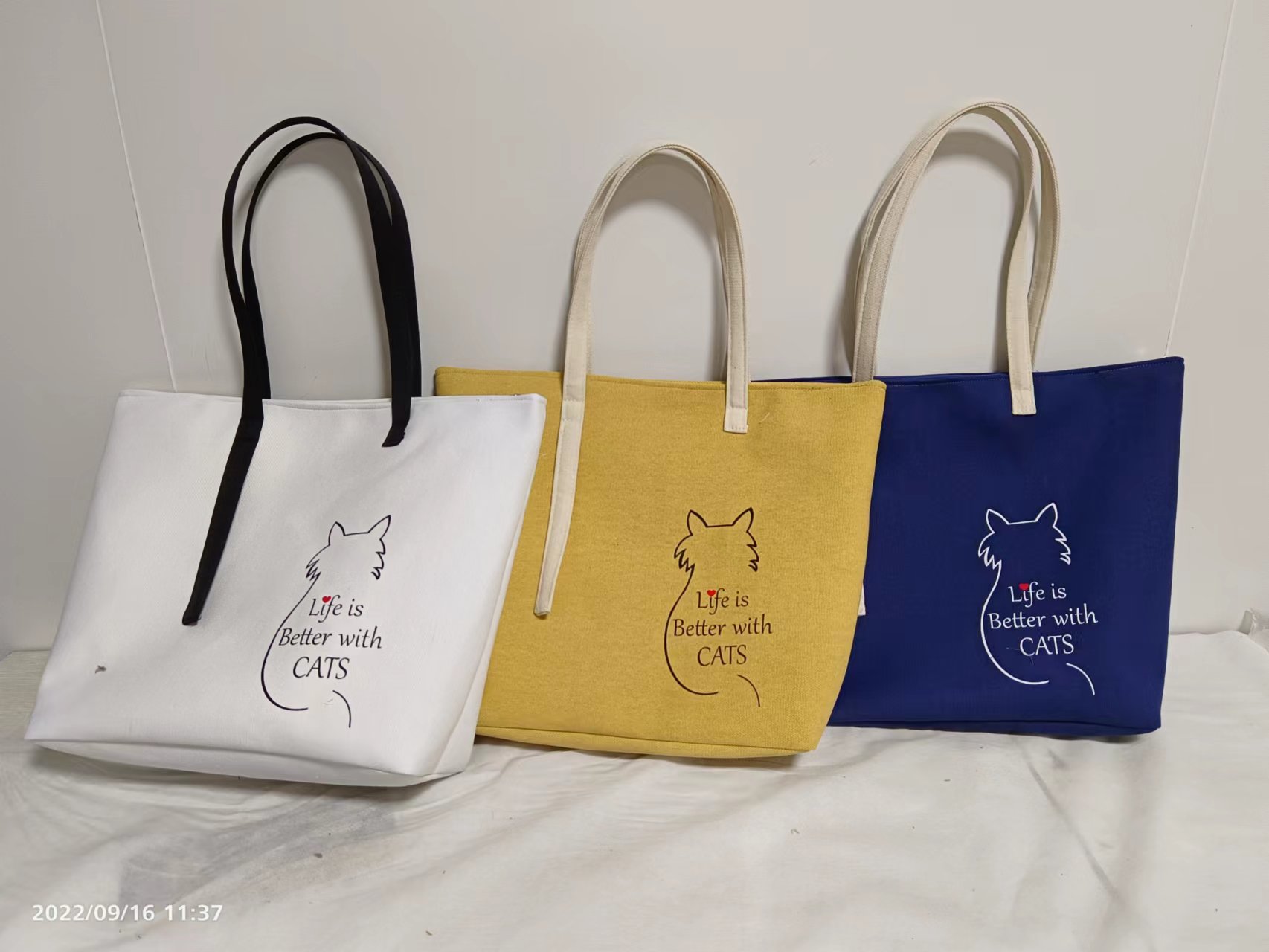 Handbag