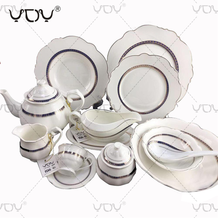 Custom design logo luxury style 125pcs new bone china porcelain dinner set dinnerware