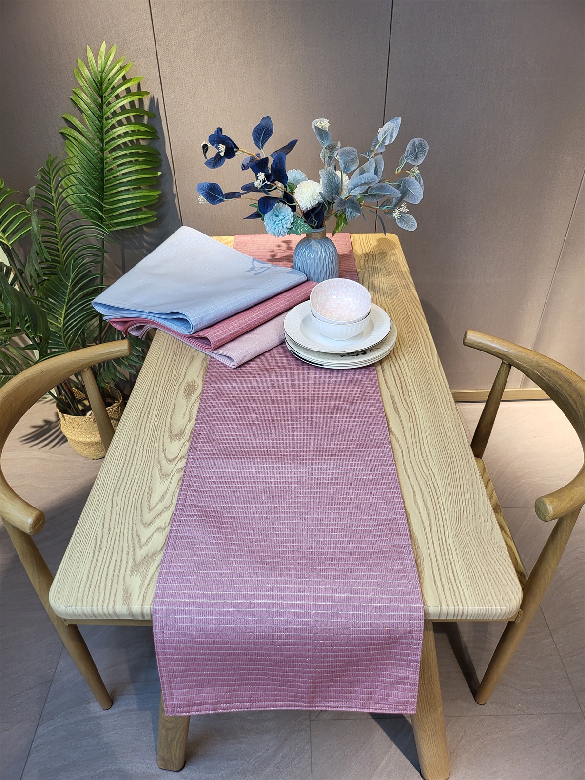 30%lurex And 70%polyester Table Runner