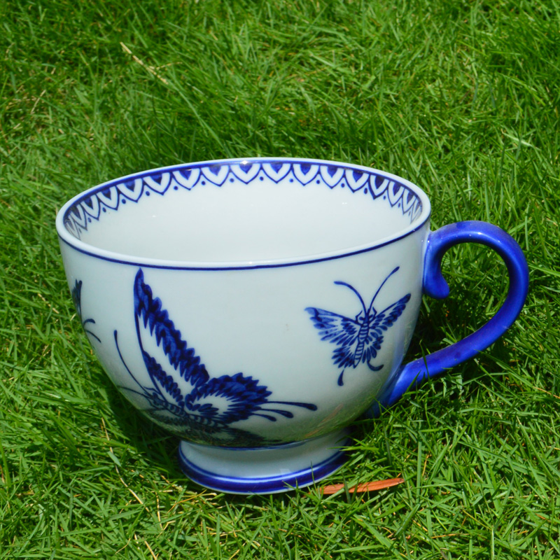 14oz porcelain blue and white cup