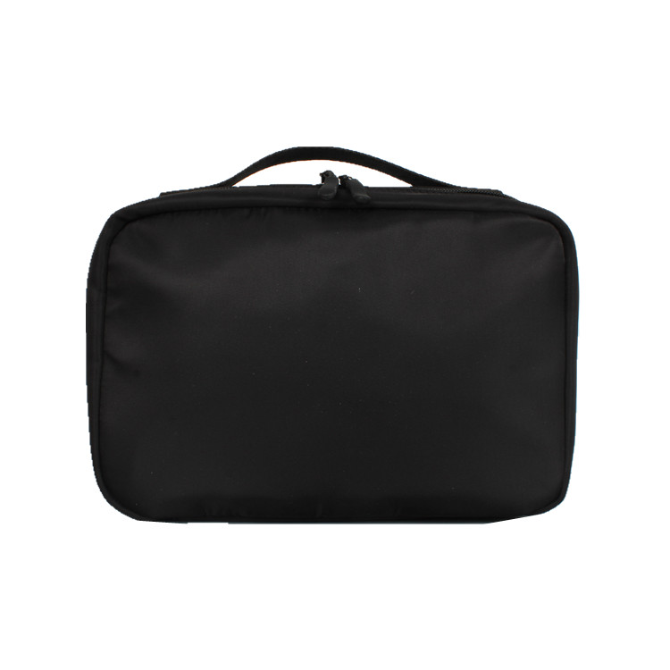 Cosmetic bag