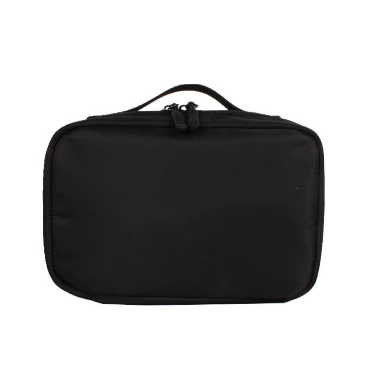 Cosmetic bag
