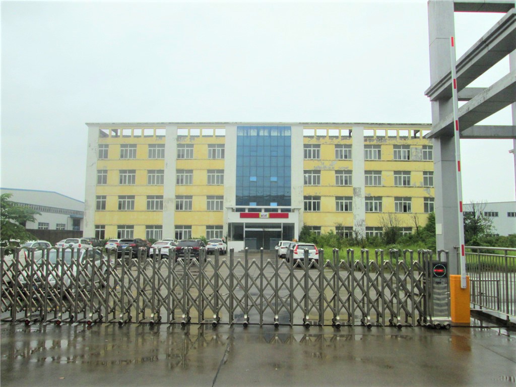 Shanxi Yuanrui Import and Export Trading Co., Ltd. – Small circuit breaker (low voltage electrical appliance) 1