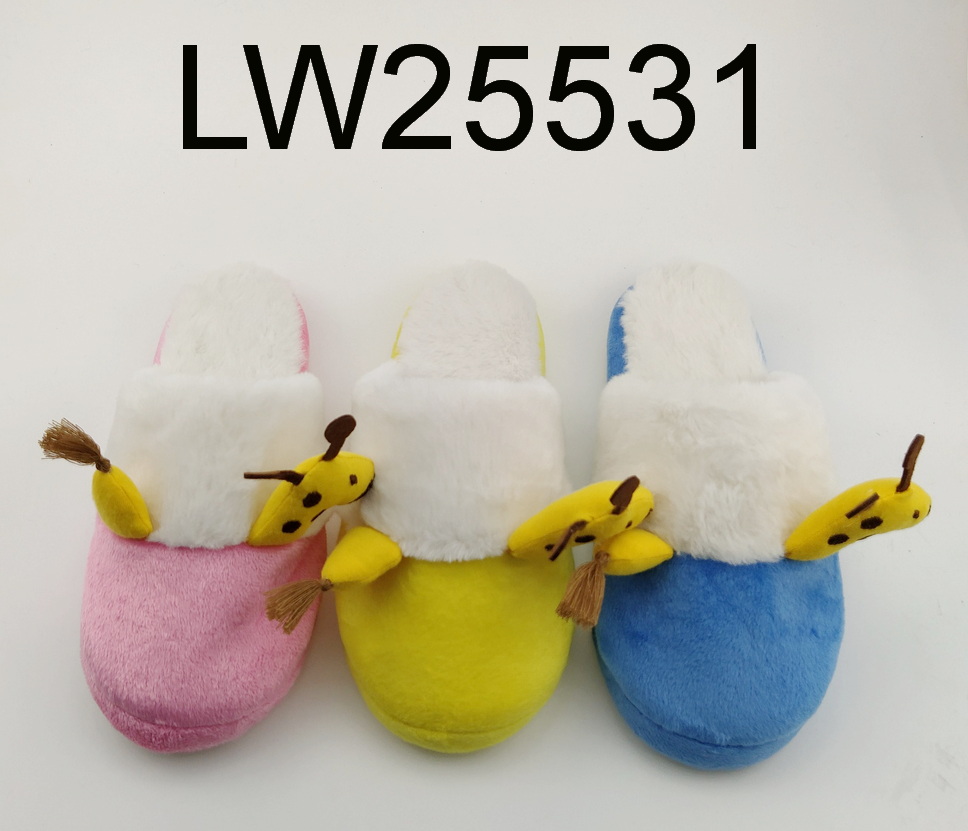 Indoor ladies slippers