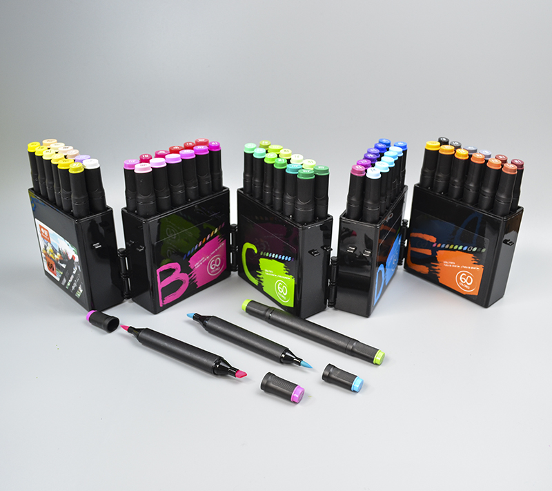 706 Dual-Tip Art Marker in Folding-Box