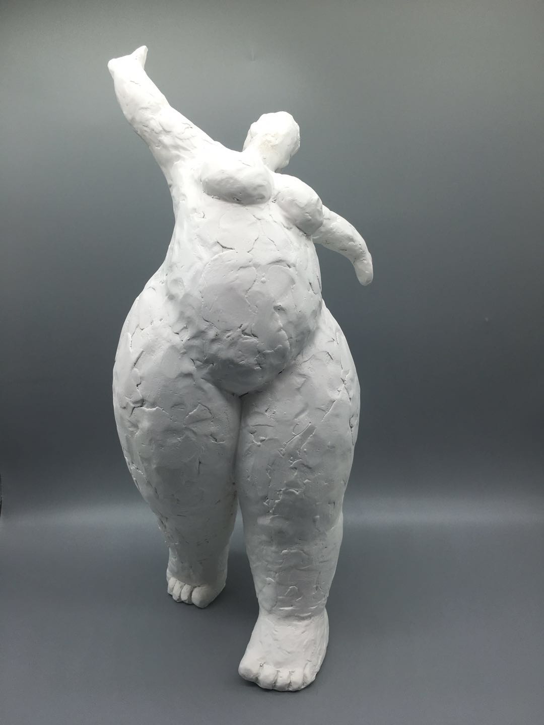 Polyresin figurine for home decoration