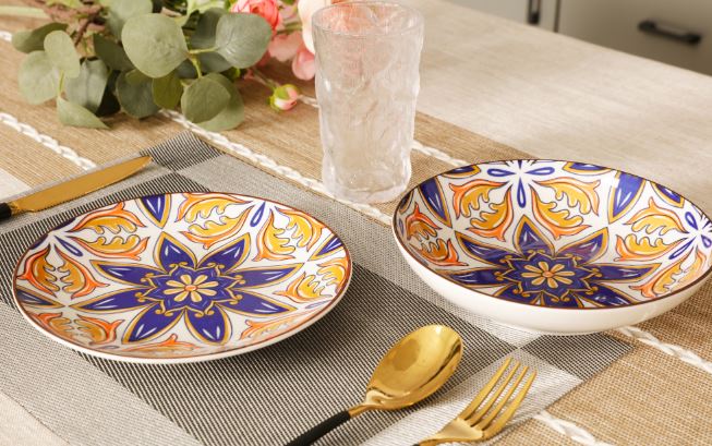 Porcelain Dinner set