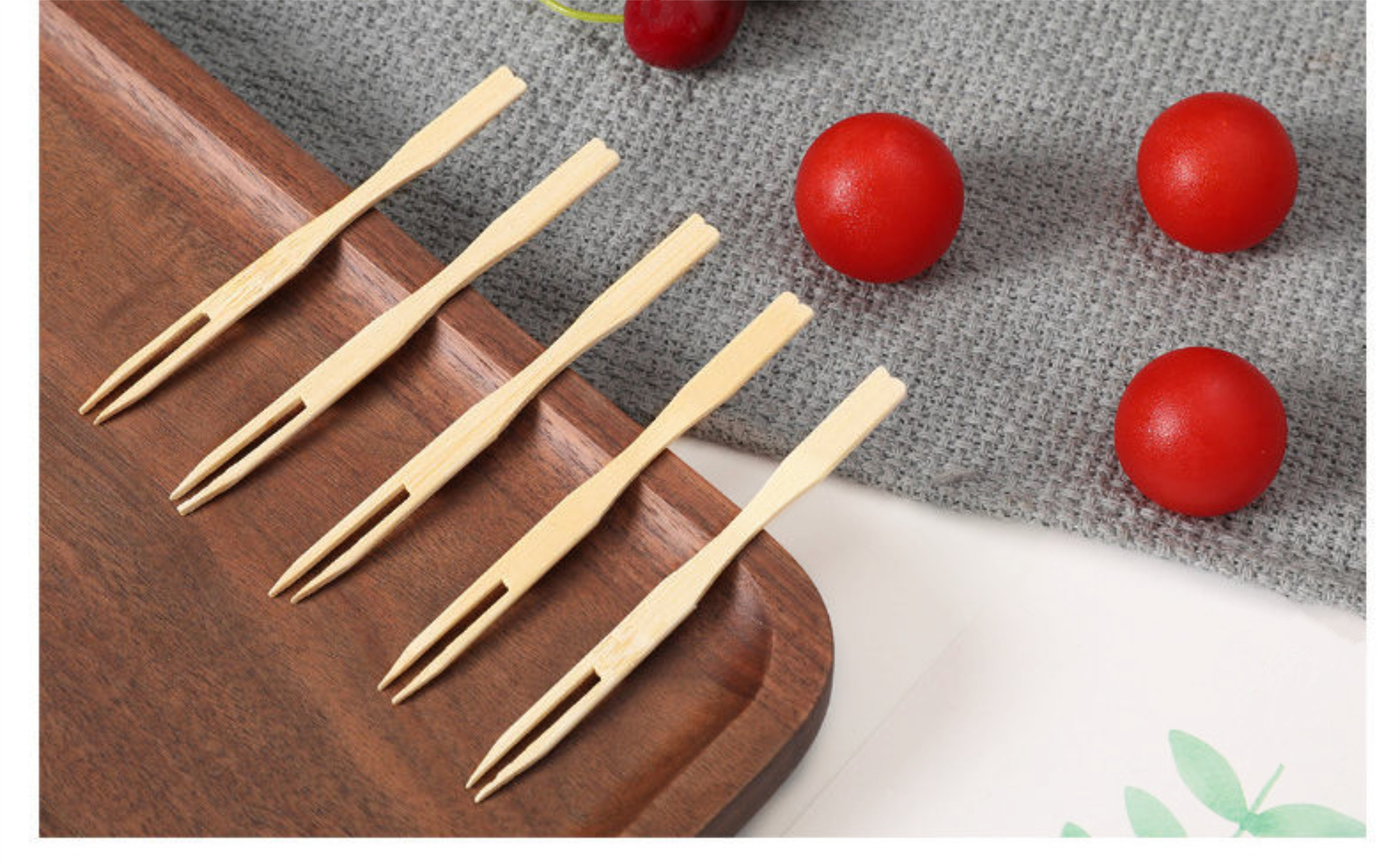 Bamboo fruit fork