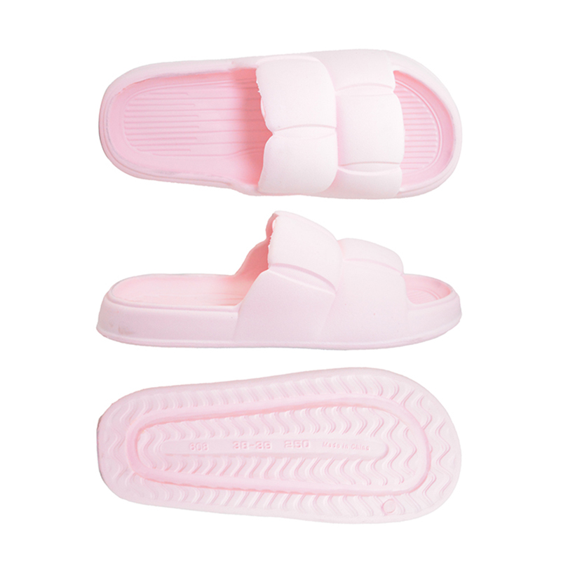 Women's injection slippers