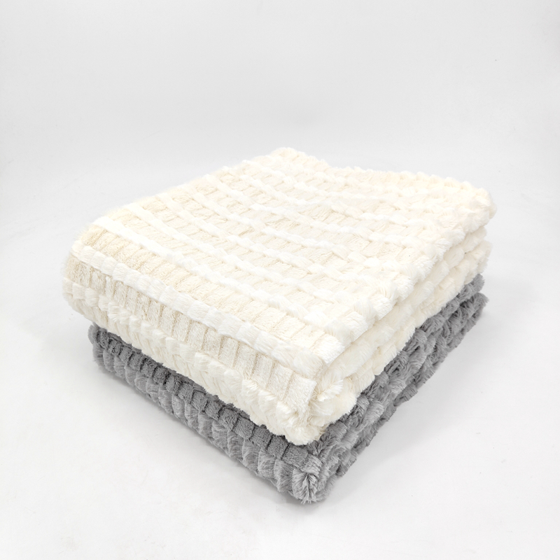 Cutted PV Fur Throw
