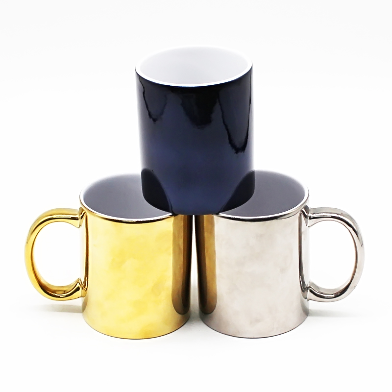 Ceramic mug with electroplating design
